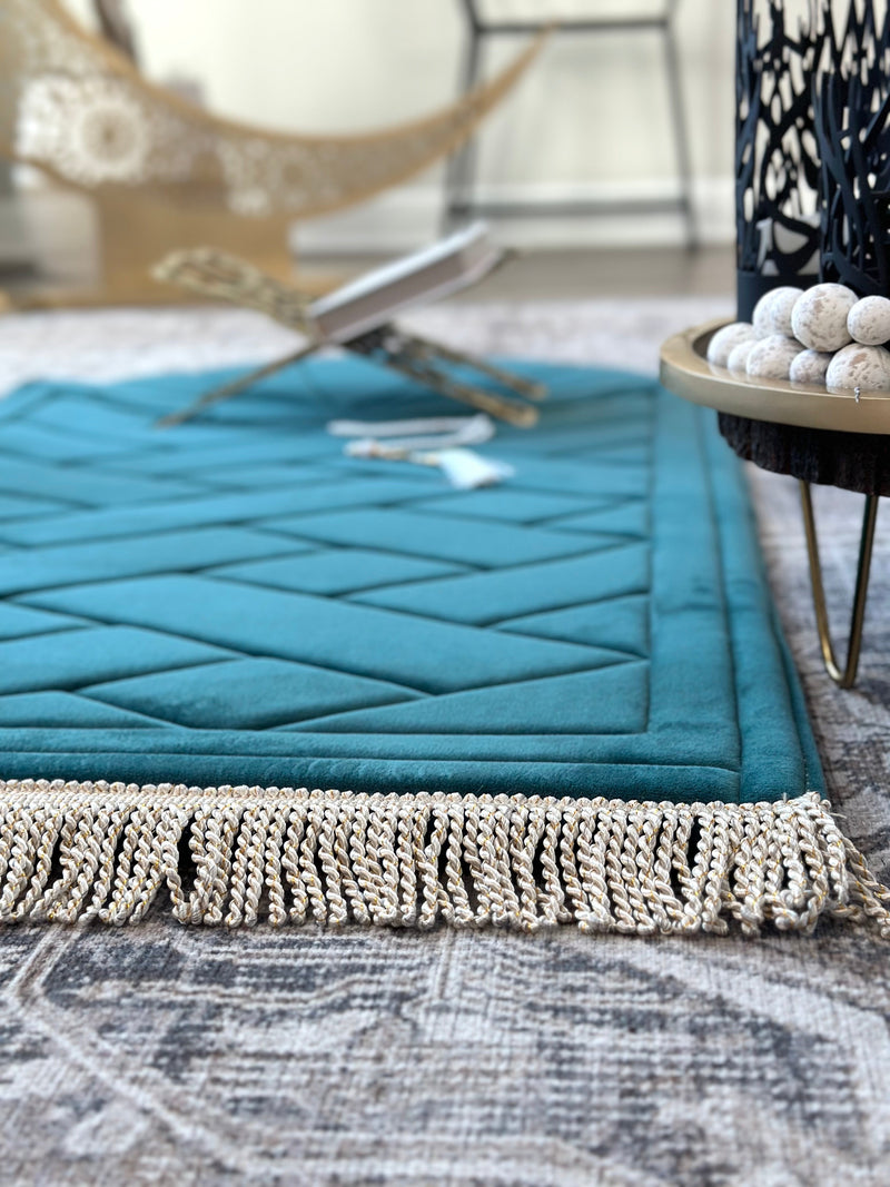 Large Anti-Slip Luxury Prayer Mat with Higher density 35D foam